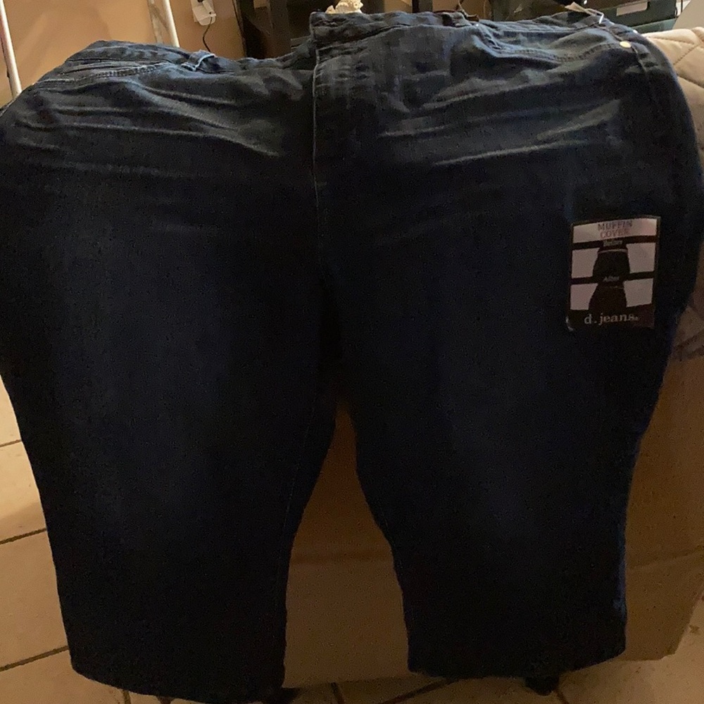 Muffin Cover Capri Jeans